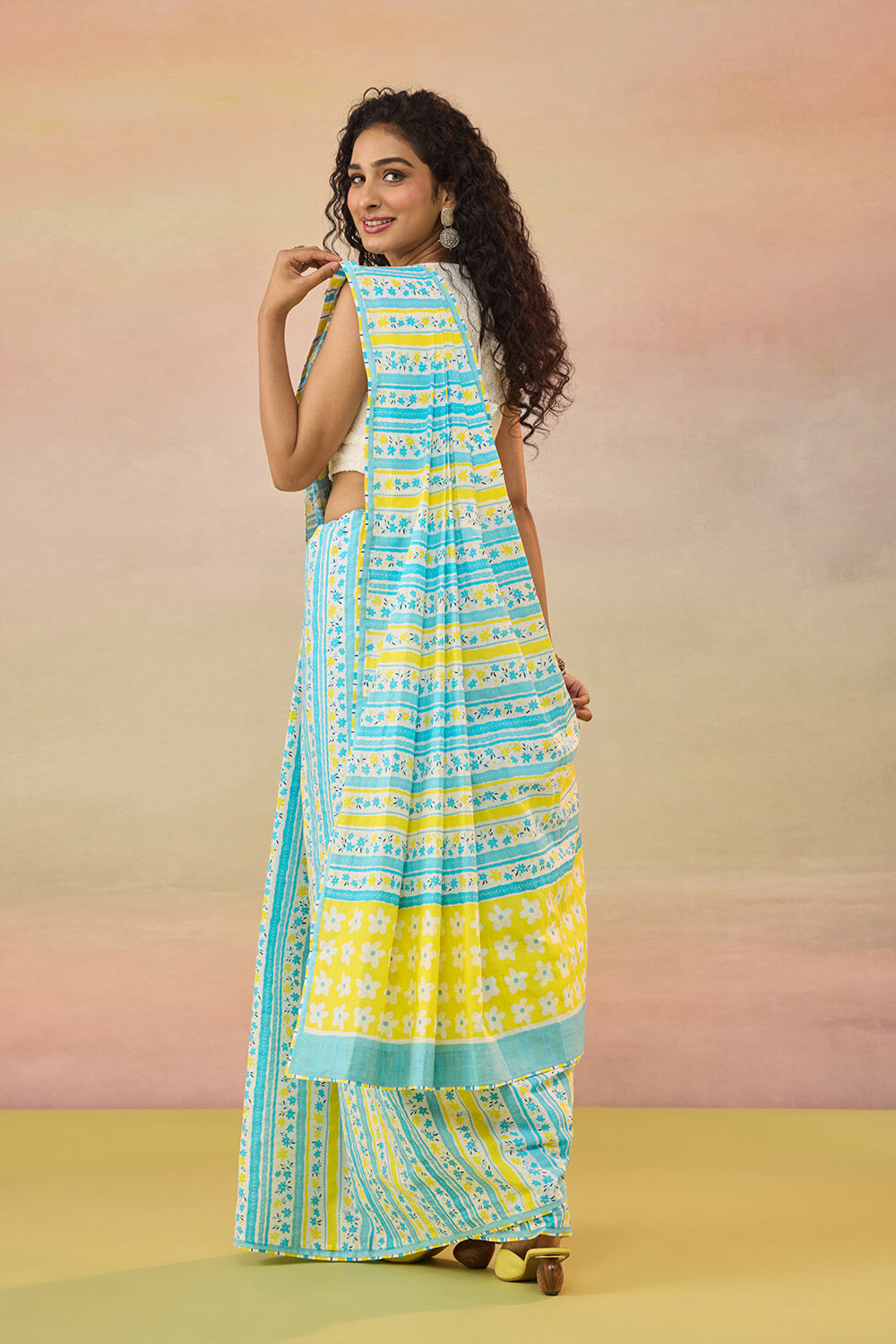 Light Blue Screen Printed Bengal Pure Cotton Saree image number null