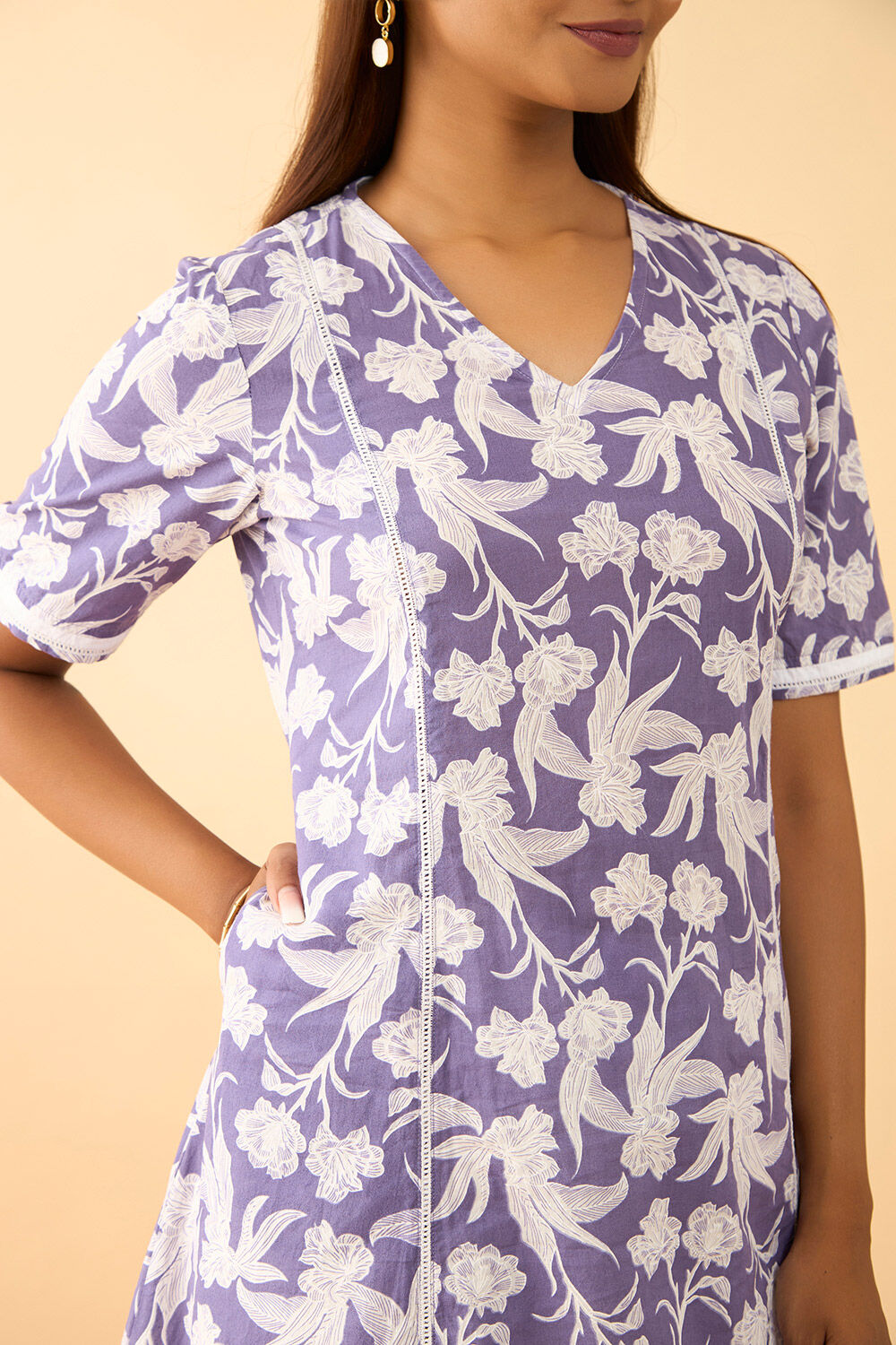 Violet Screen Printed Pure Cotton Kurta image number null