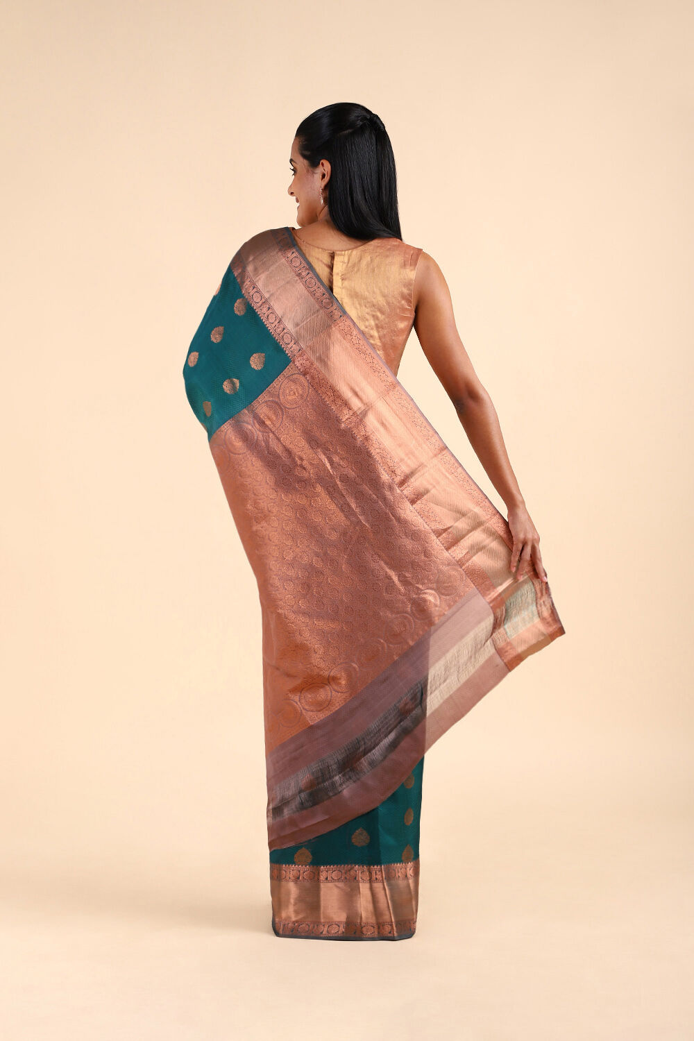 Green Pure Silk Kanjivaram inspired Saree image number null