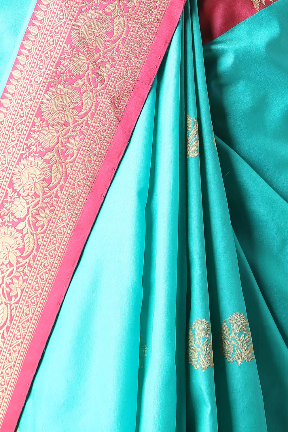 Light Green Pure Silk Banarasi Saree image number null