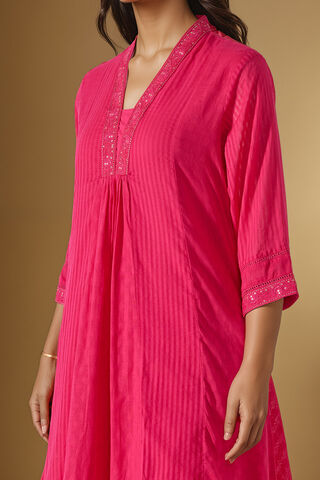 Pink Cotton Viscose Cutwork Kurta Set thumbnail image number null