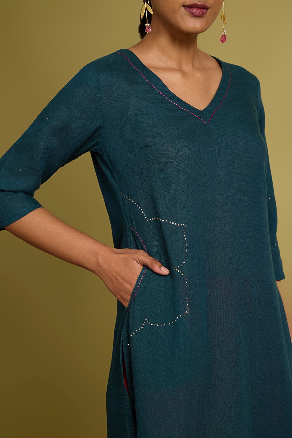 Dark Green Viscose Cotton Embroidered Kurta image number null