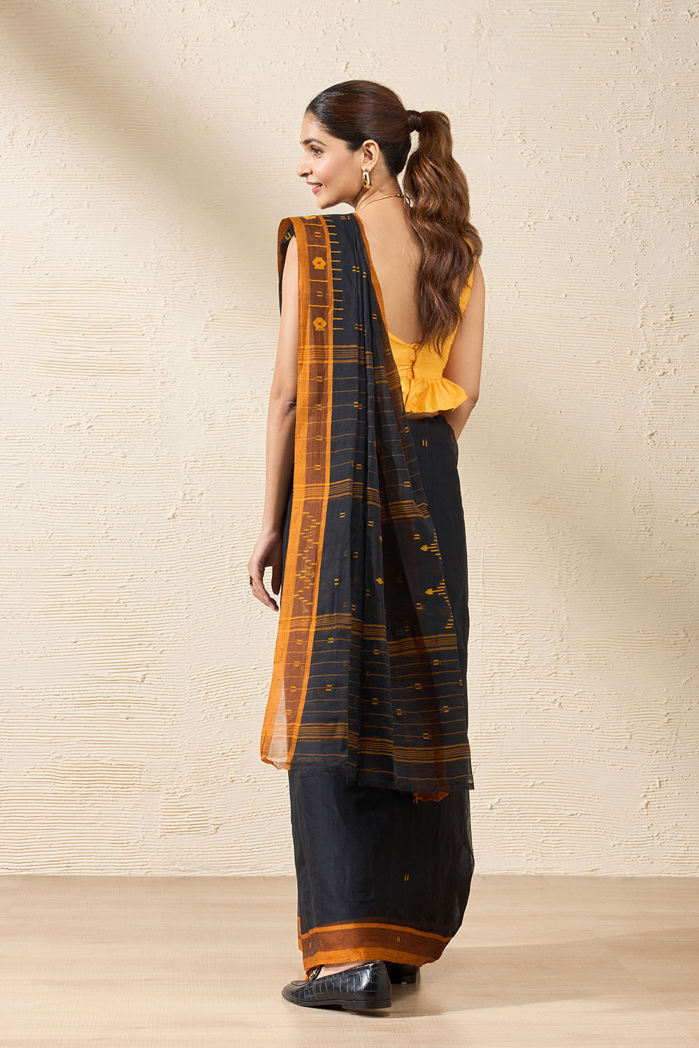 Black Bengal Pure Cotton Jamdani Saree image number null