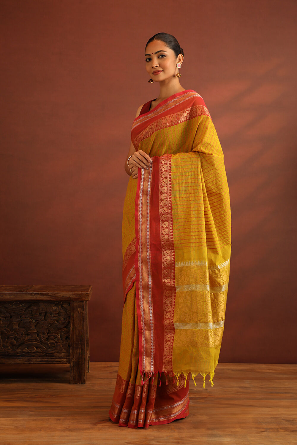 Yellow South Pure Cotton Woven Saree image number null