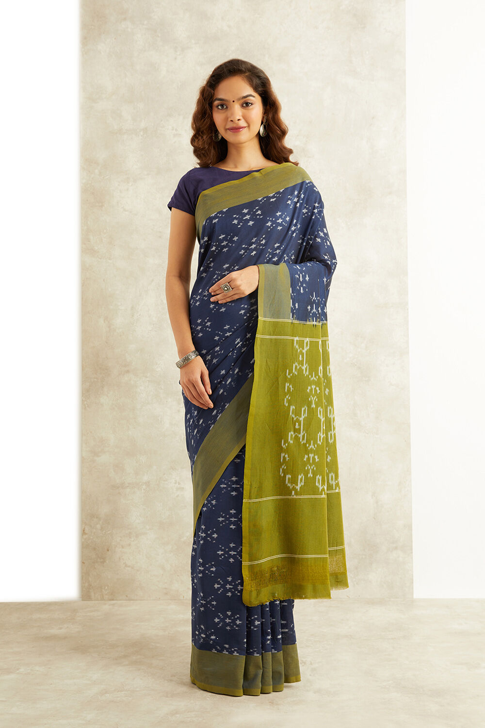 Violet Ikat Pure Cotton Pochampalli Saree image number null