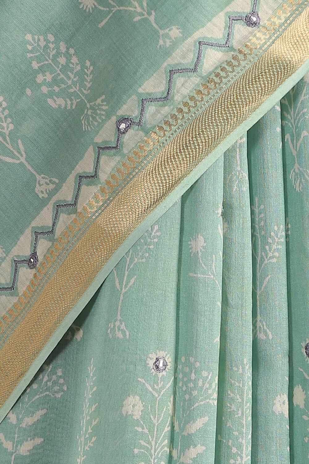 Green Embroidered Pure Silk Cotton Saree image number null