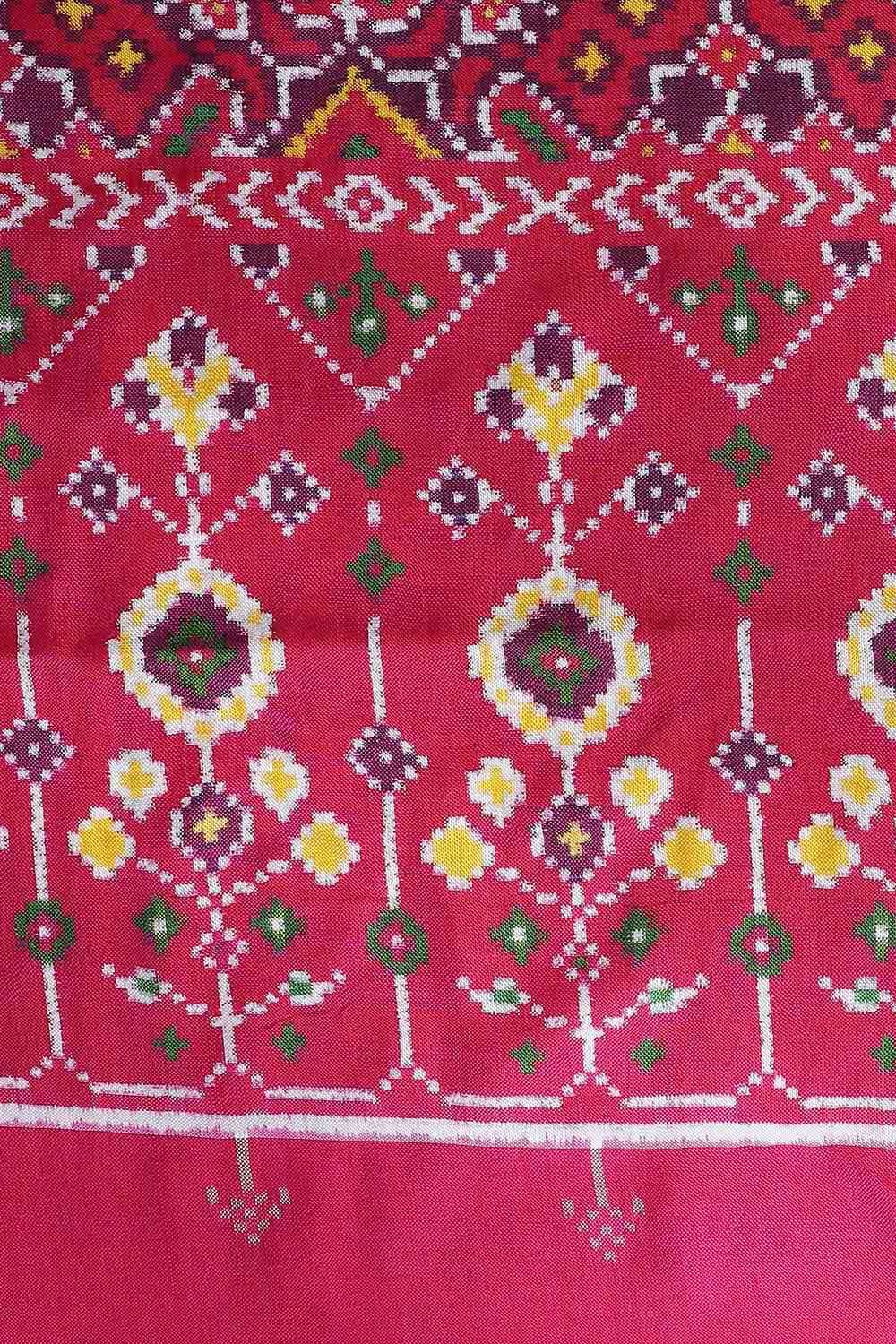 Pink Pure Silk Patan Patola Manekchok Bhat Saree image number null