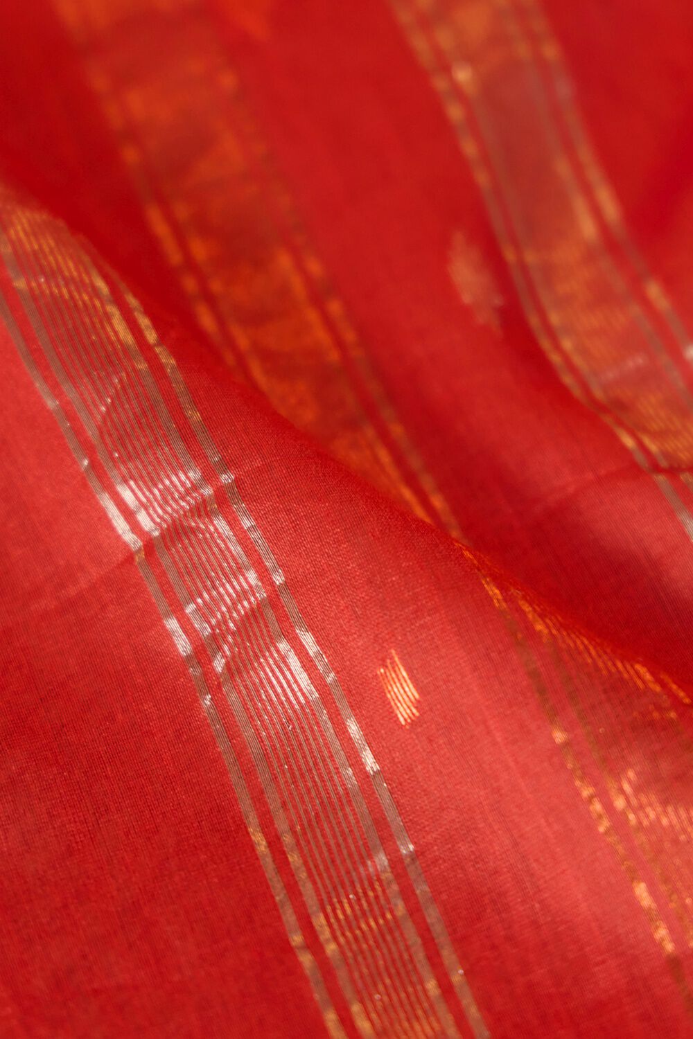 Red Bengal Pure Silk Cotton Jamdani Saree image number null