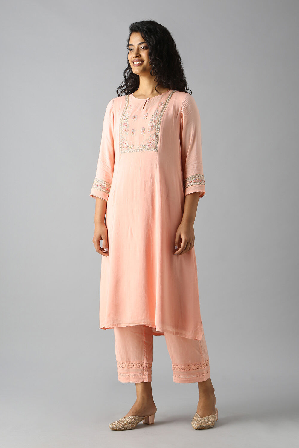 Light Pink Embroidered Viscose Kurta Set image number null