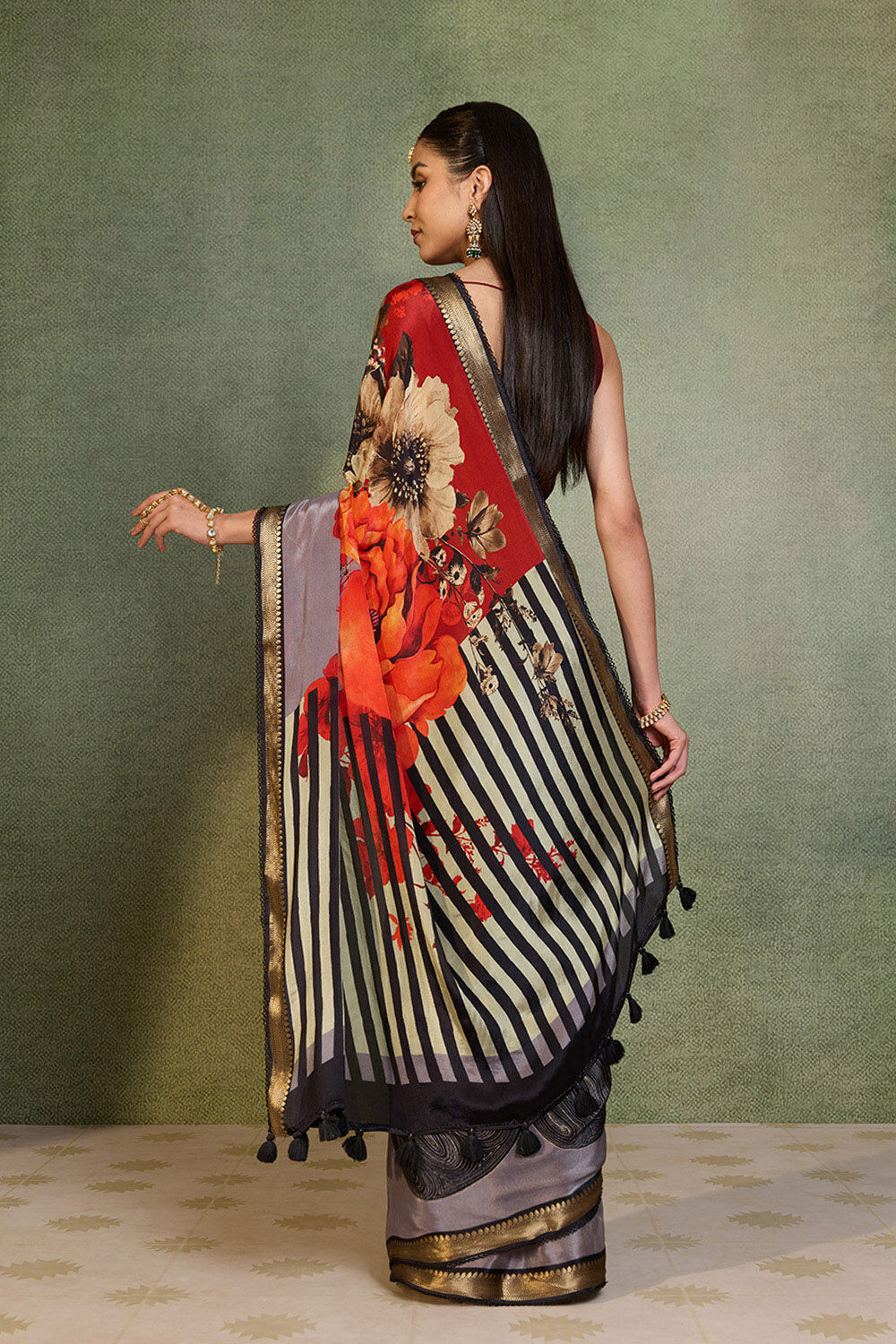 Black Printed Pure Viscose Saree image number null