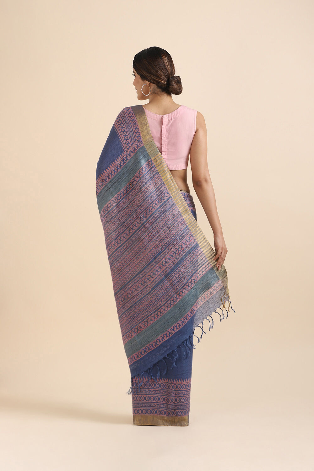 Dark Pure Blue Linen Printed Saree image number null