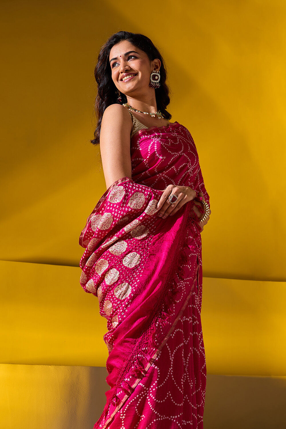 Pink Gujarat Silk Muga Tie & Dye Bandhni Saree image number null