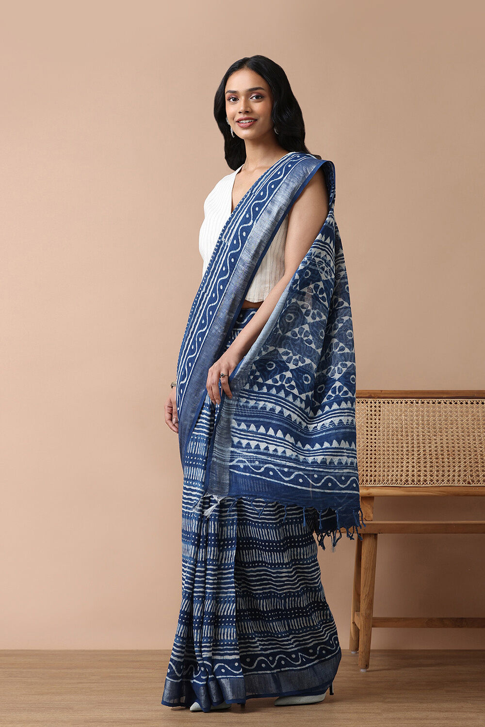 Light Blue Cotton Viscose Contemporary Block Printed Saree image number null