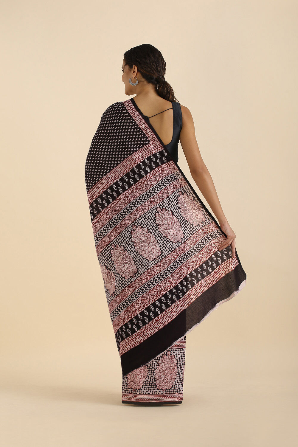 Black Pure Cotton Bagh Printed Saree image number null