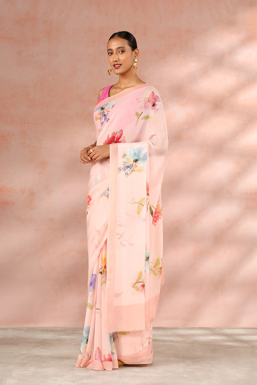 Light Pink Contemporary Viscose Crepe Digital Printed Saree image number null