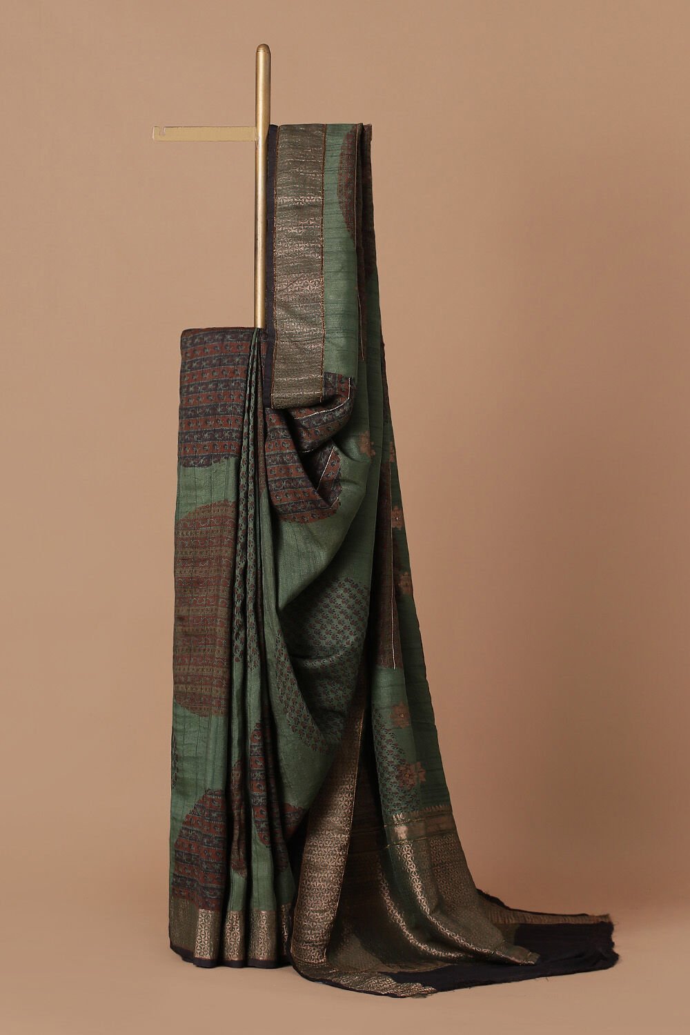 Green Pure Silk Tussar Bagru Print and Zardosi Embroidered Saree image number null