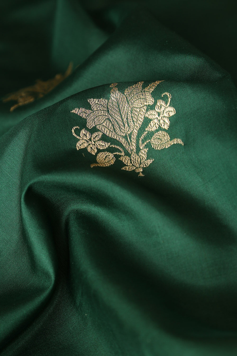 Dark Green Pure Silk Banarasi Saree image number null