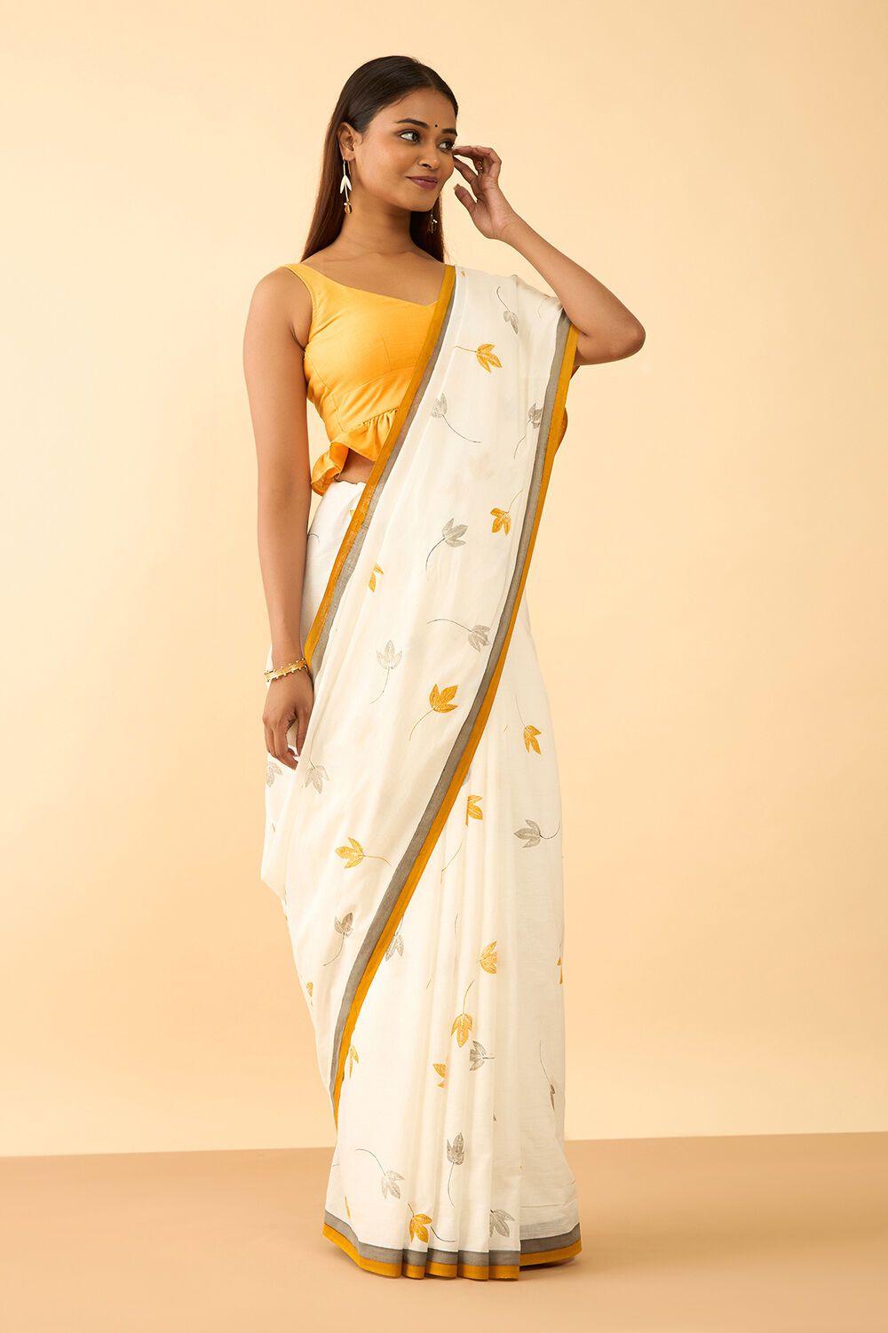 Off White Maharashtra Printed Khadi Cotton Saree image number null