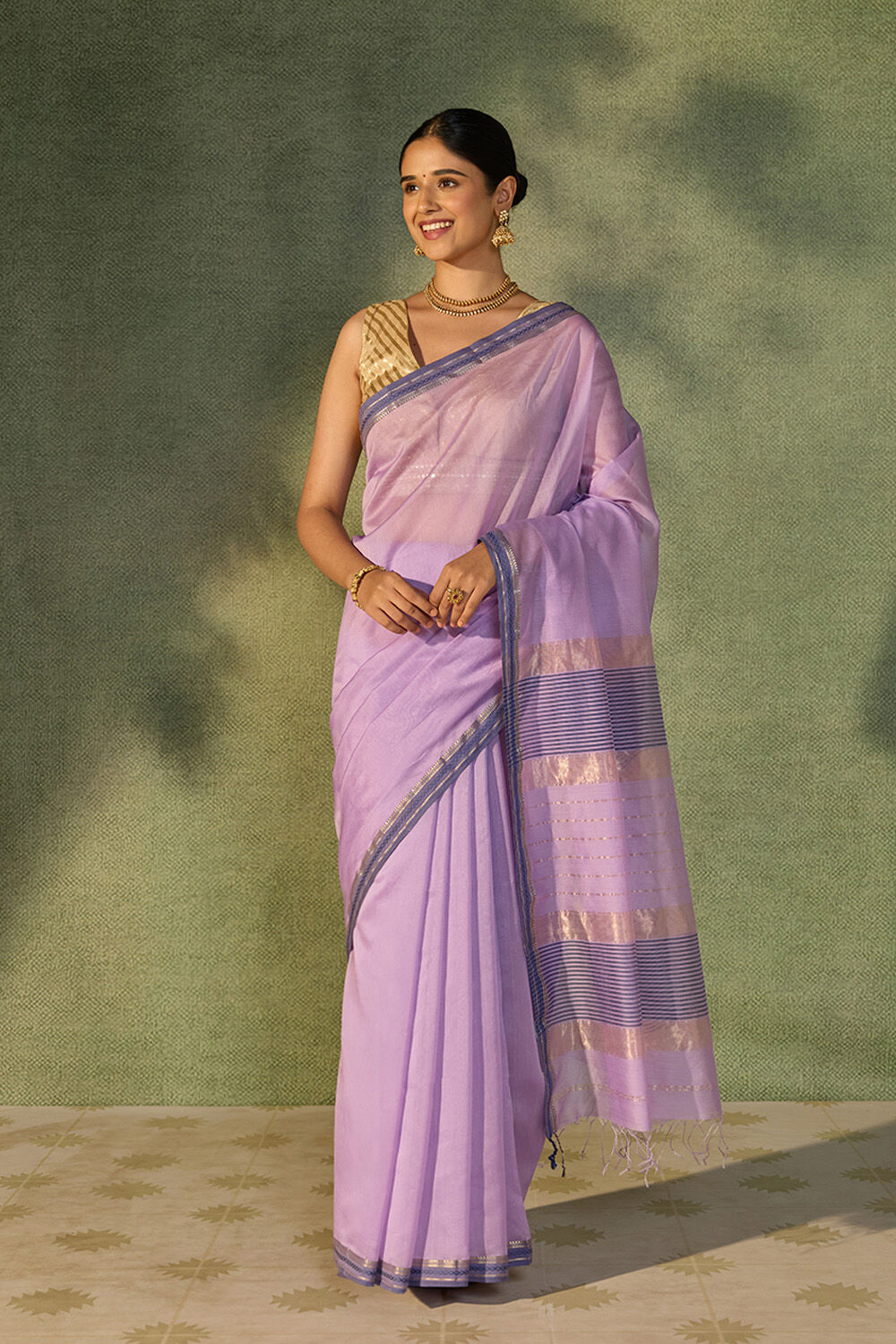 Light Violet Woven Pure Silk Cotton Maheshwari Saree image number null