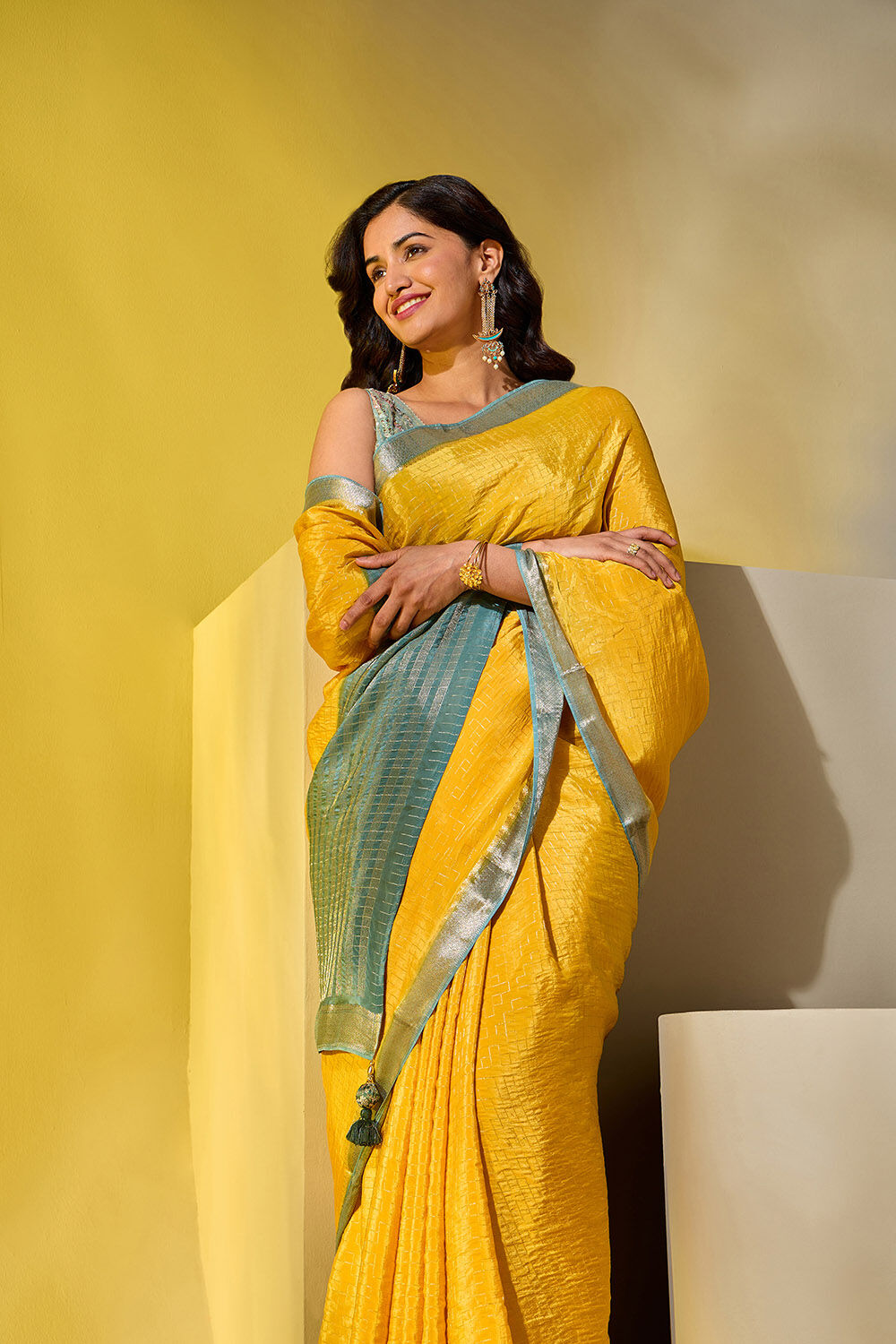 Yellow Woven Viscose Saree image number null