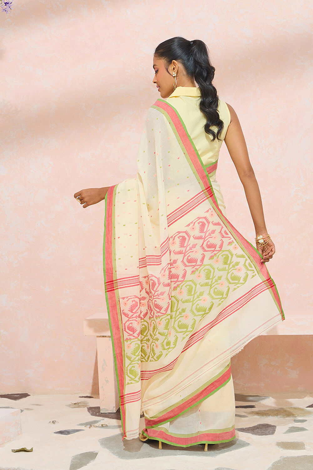 Off White Cutwork Pure Cotton Bengal Saree image number null