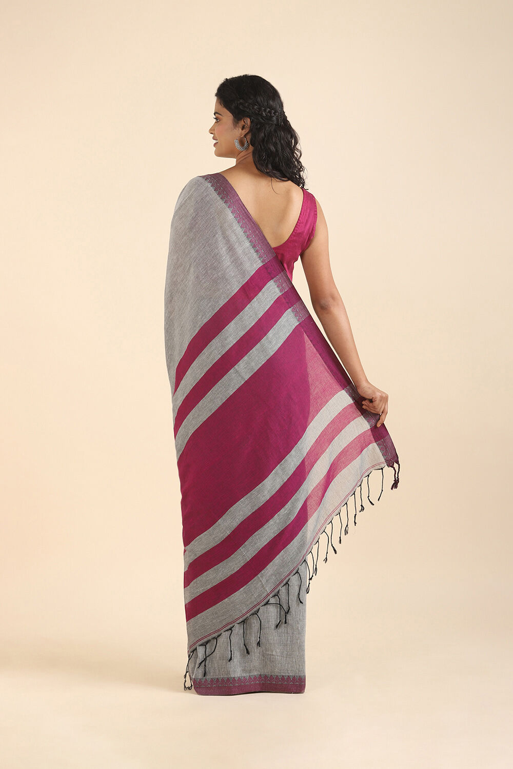 Grey Pure Cotton Bengal Saree image number null