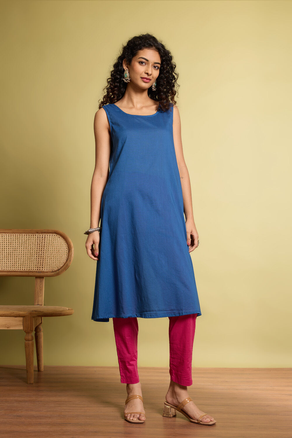 Blue Pure Silk Cotton Mukaish Embroidery Kurta Set image number null