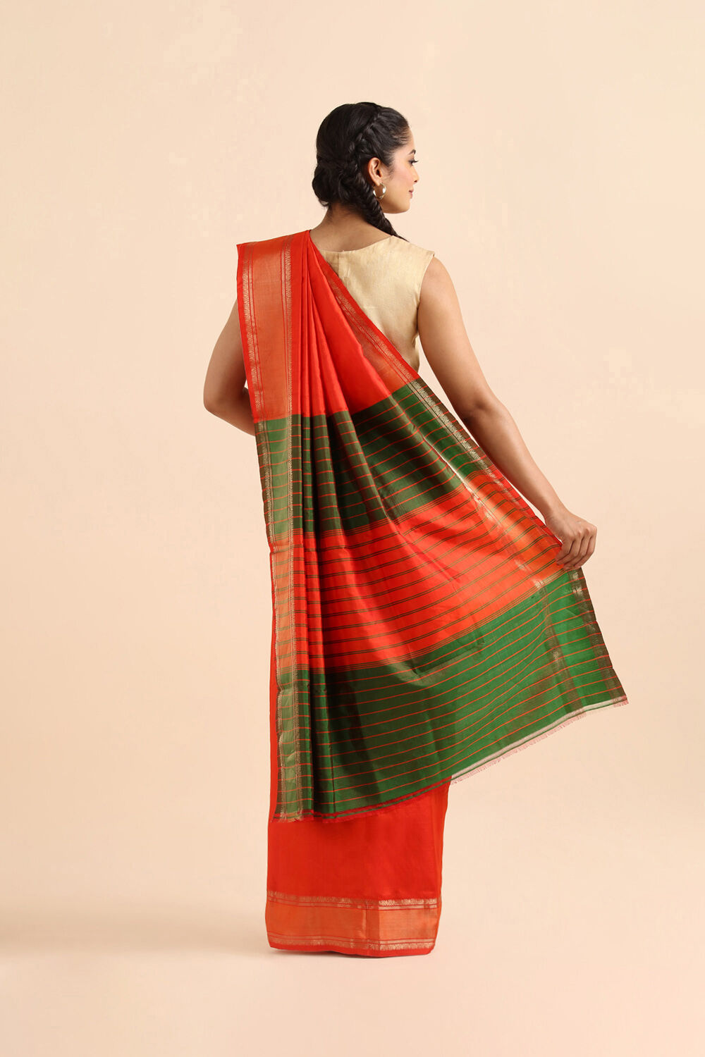 Red Pure Silk Woven Saree image number null