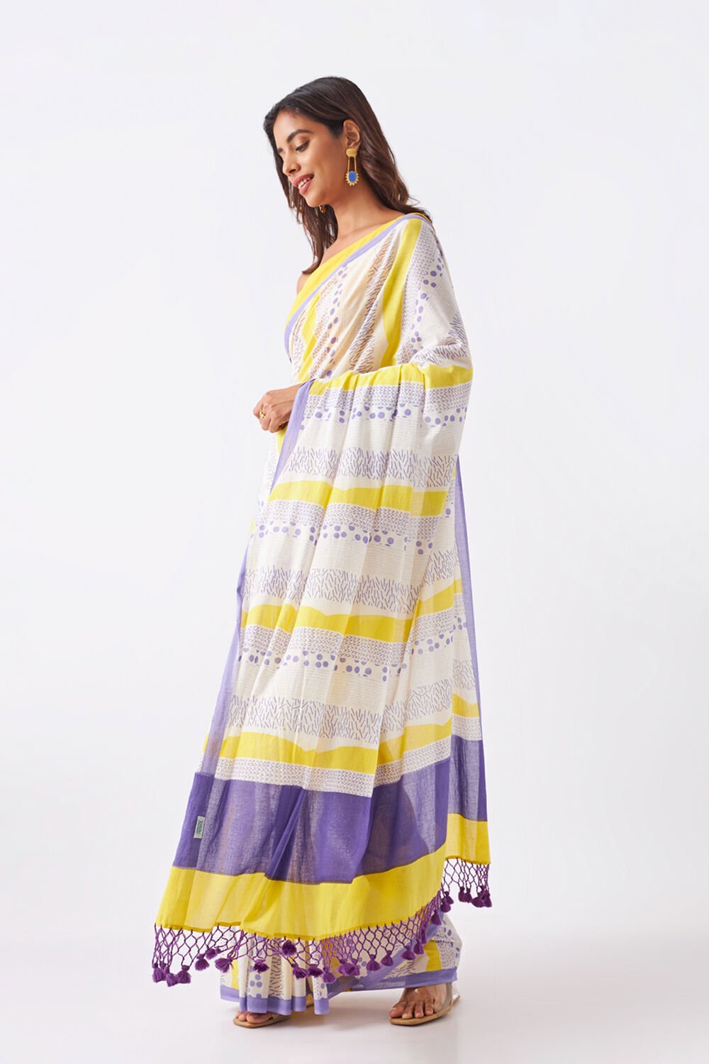 Off White Pure Cotton Printed Saree image number null