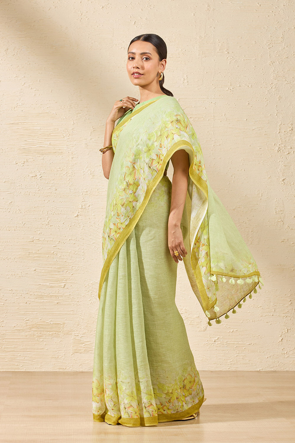 Green Printed Pure Linen Saree image number null
