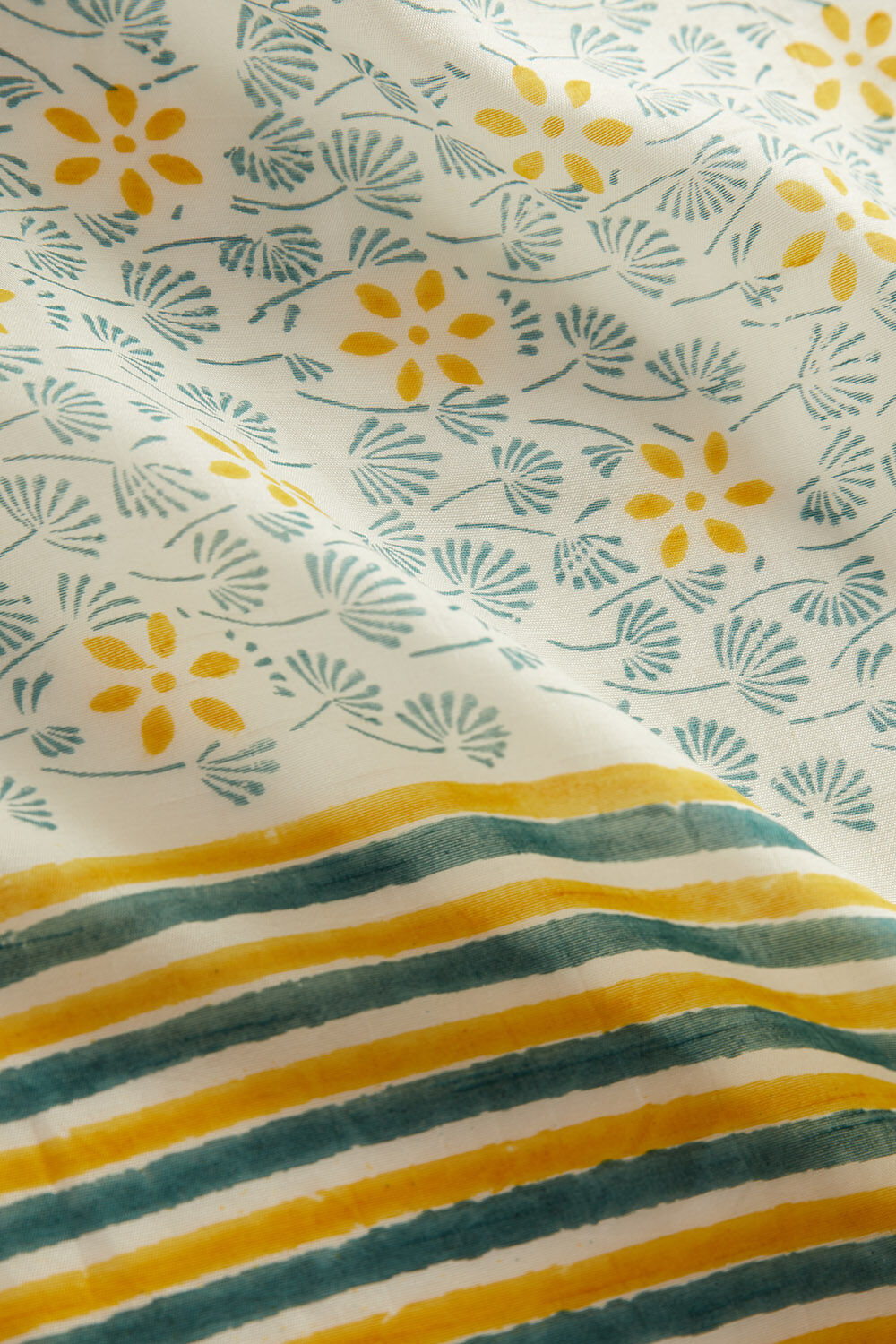 Green Block Printed Viscose Luxe Rajasthan Saree image number null