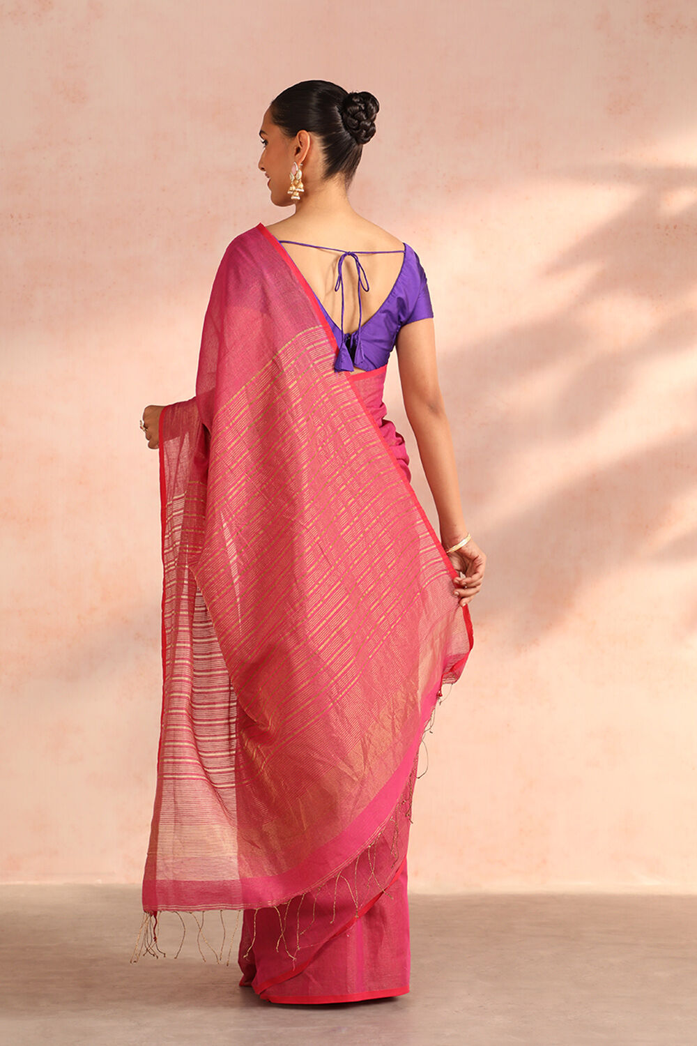 Pink Woven Pure Cotton Tissue Bengal Saree image number null