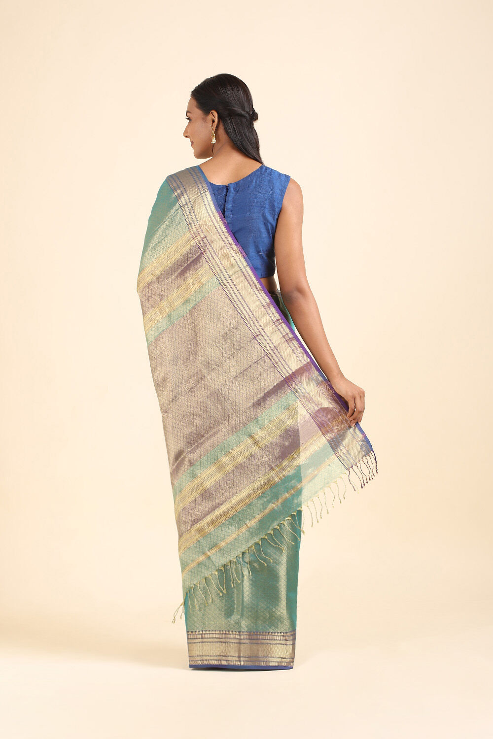 Dark Green Pure Silk Cotton Maheswari Brocade Saree image number null