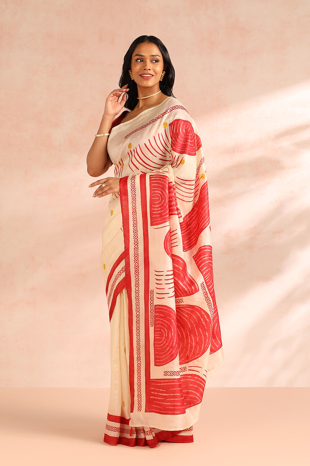 Off White Chattisgarh Pure Tussar Silk Hand Painted Saree image number null