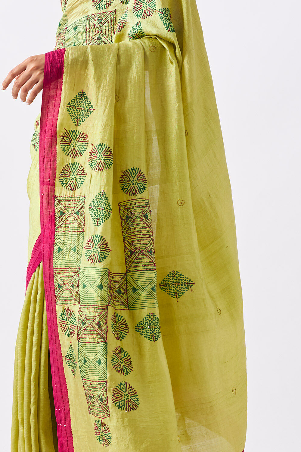 Green Pure Silk Hand Paint Saree image number null
