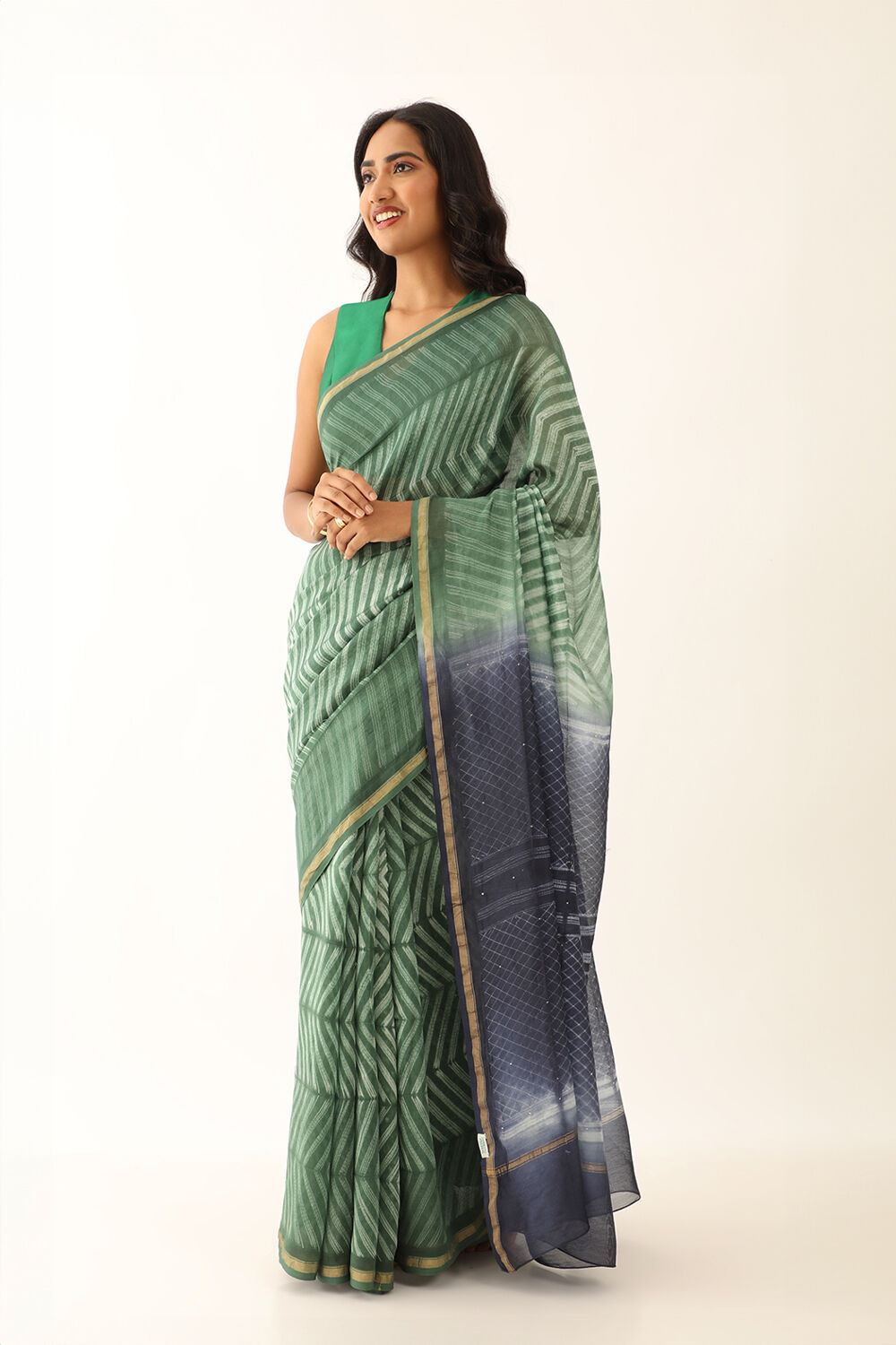 Green Pure Silk Cotton Shibori Saree image number null