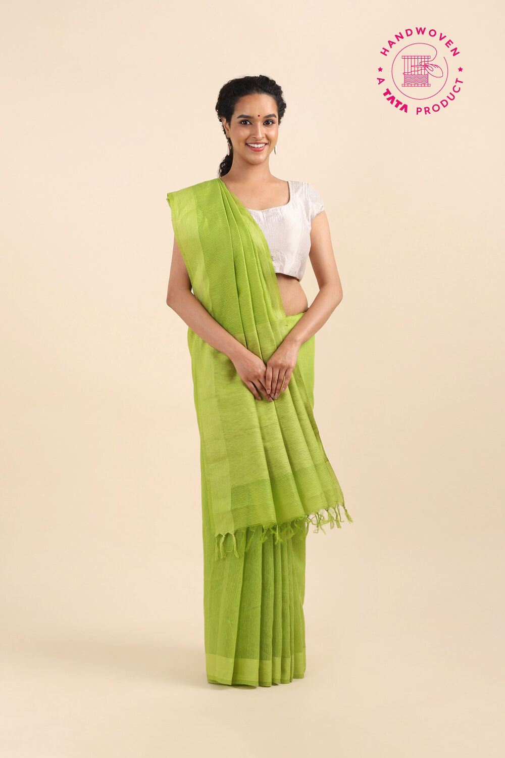 Green Pure Silk Woven Saree image number null