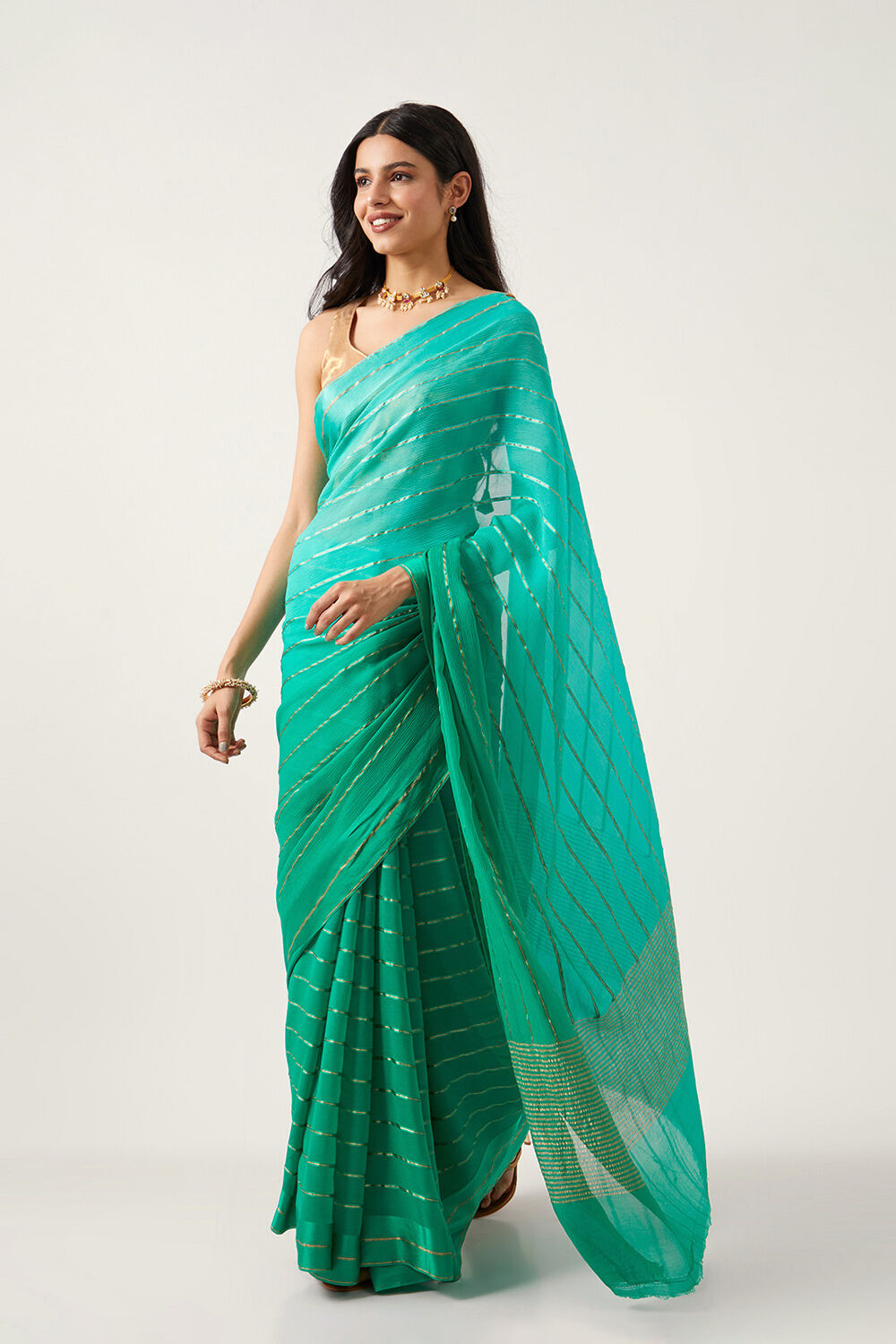Green Pure Chiffon Woven Saree image number null