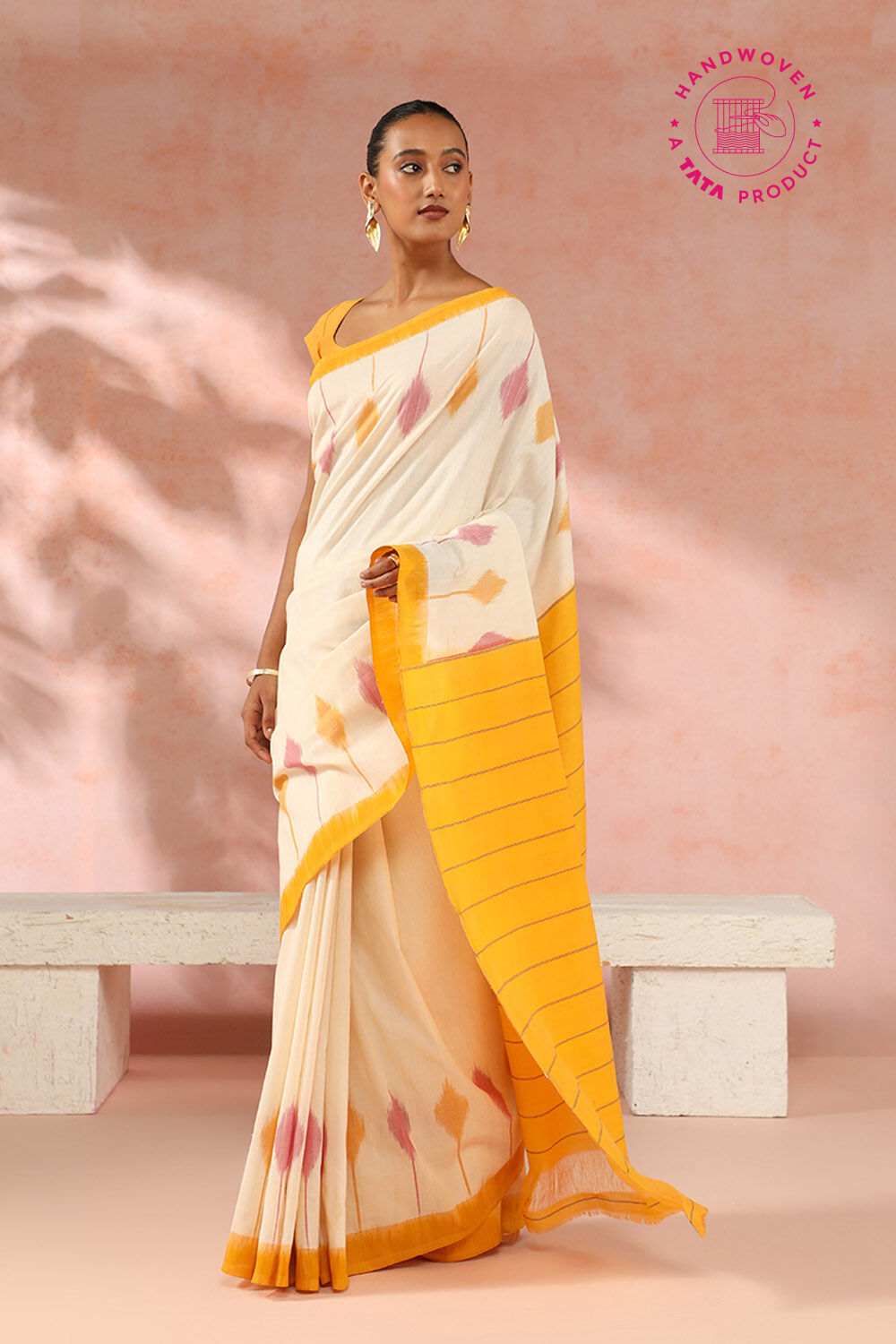 Off White Pure Cotton Pochampalli Ikat Saree image number null