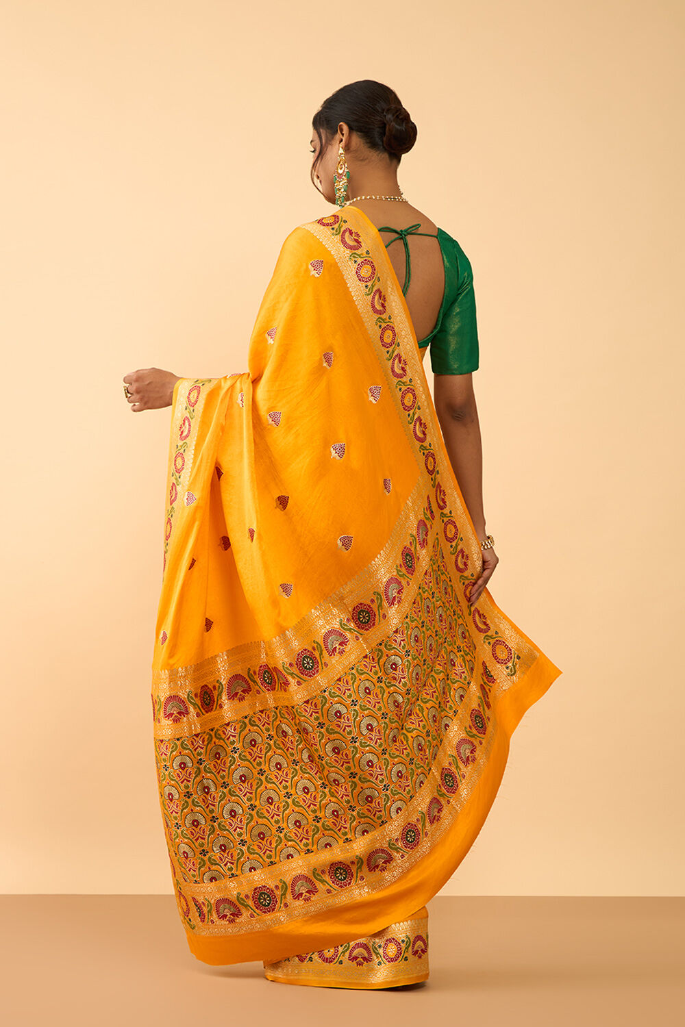 Yellow Pure Silk Kadwa Banarasi Saree image number null