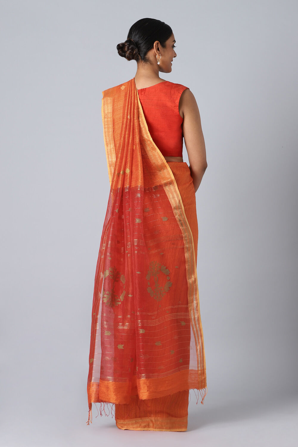 Orange Pure Silk Vanya Bengal Jamdani Saree image number null