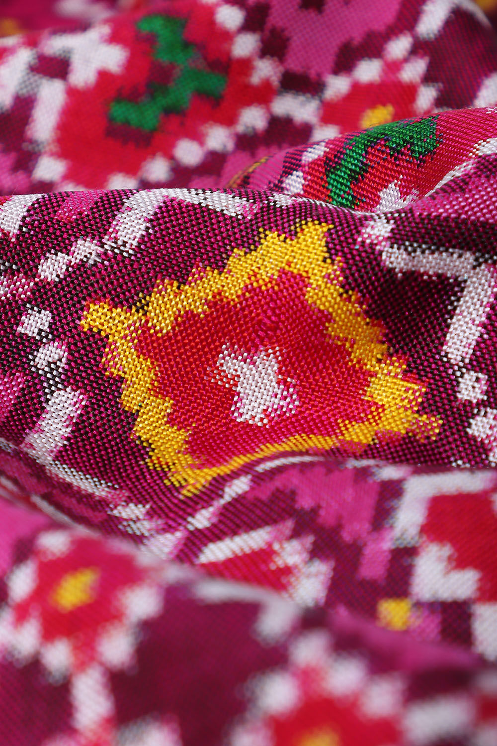 Pink Pure Silk Patan Patola Manekchok Bhat Saree image number null