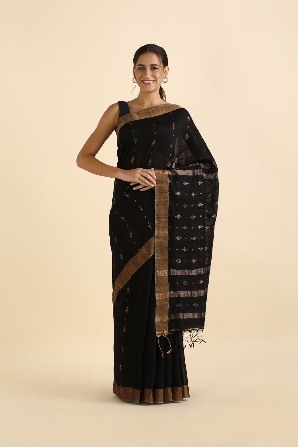 Black Pure Pure Silk Vanya Jamdani Saree image number null