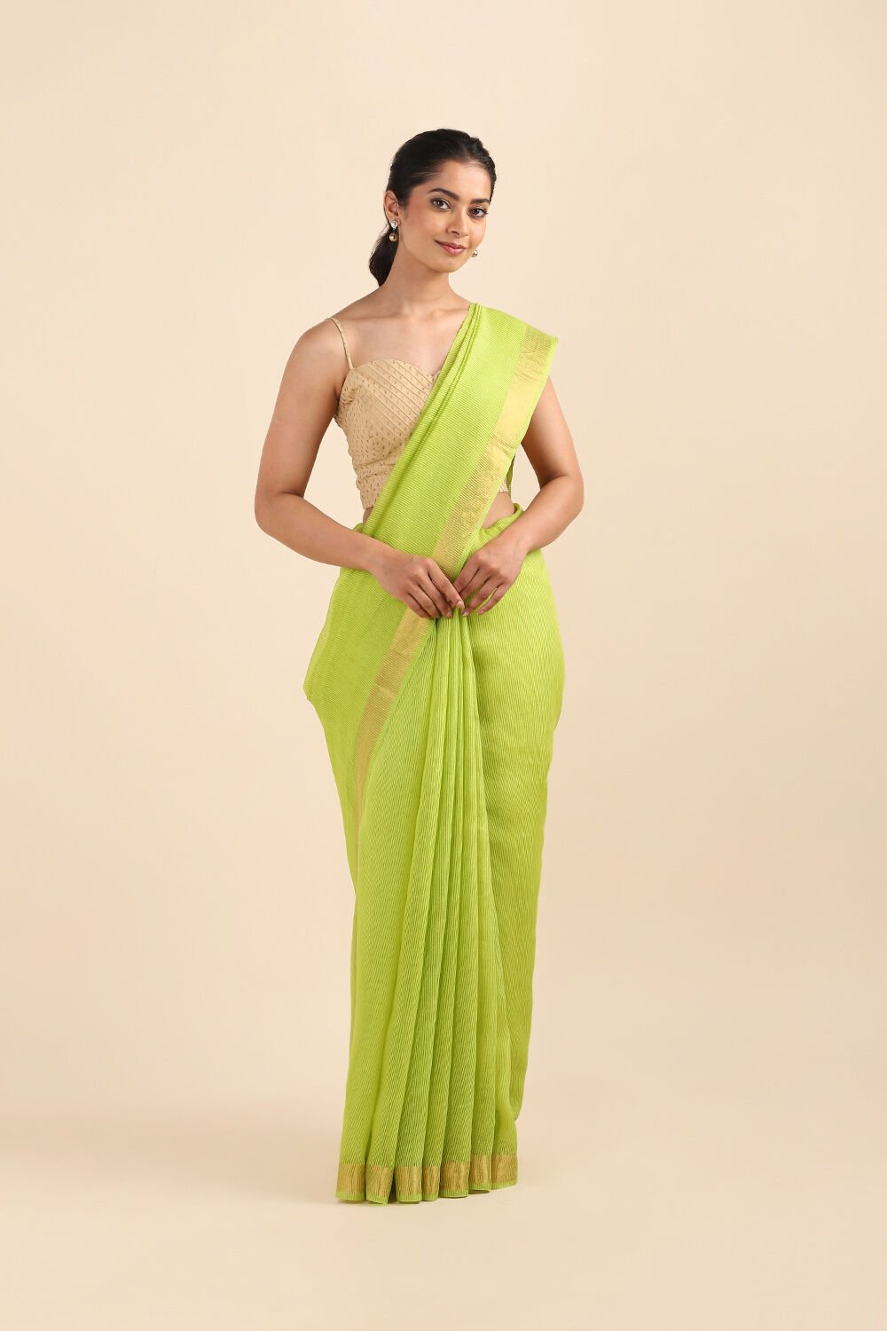 Green Pure Silk Woven Saree image number null