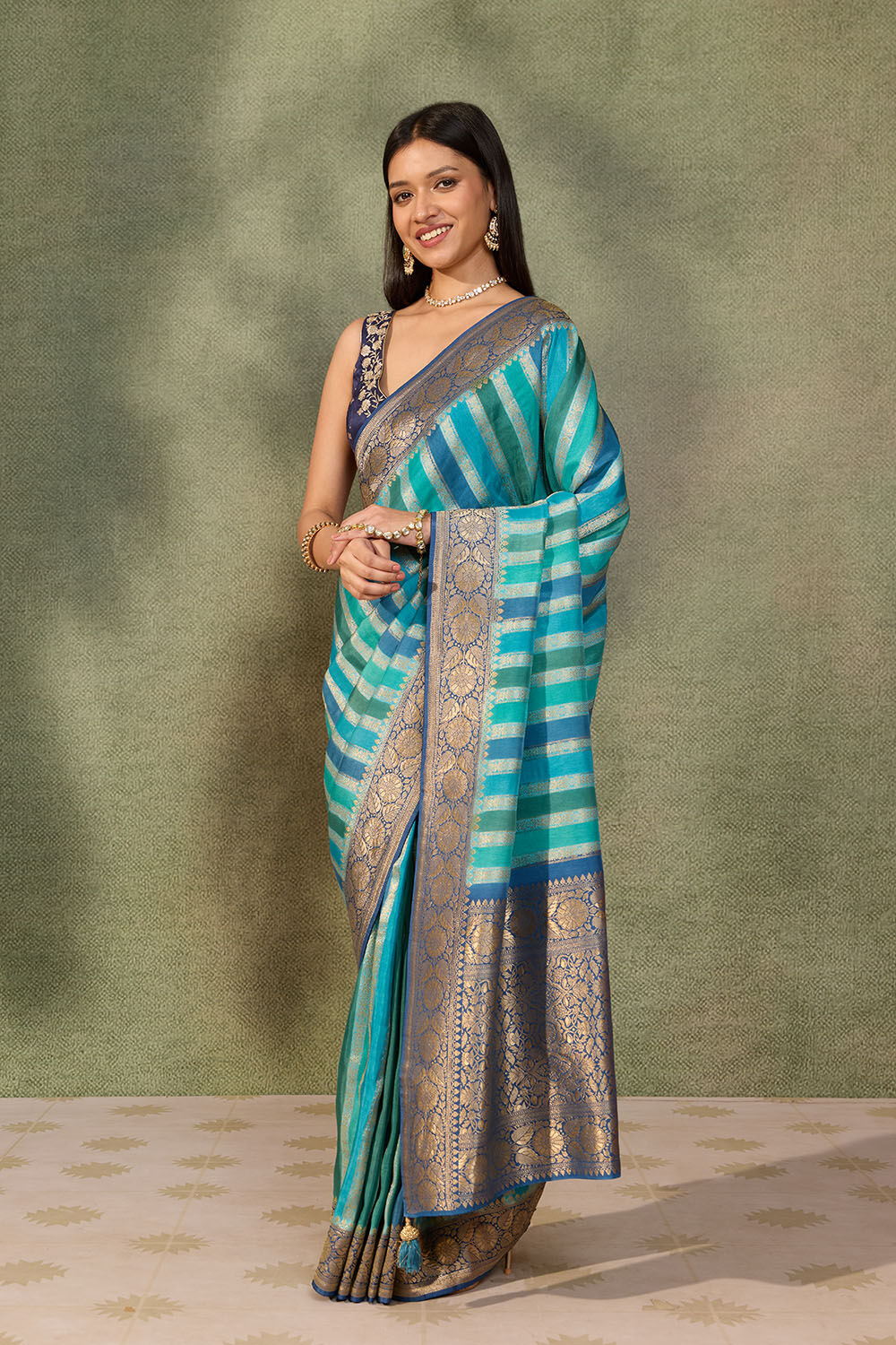Blue Woven Pure Viscose Saree image number null