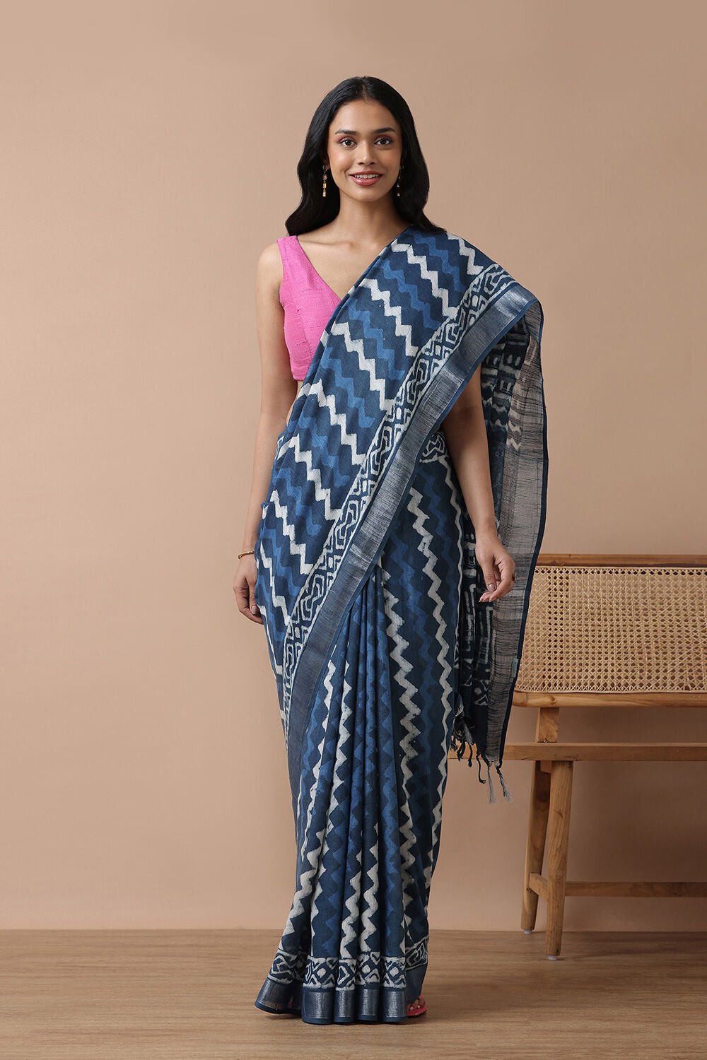 Blue Cotton Viscose Contemporary Block Printed Saree image number null