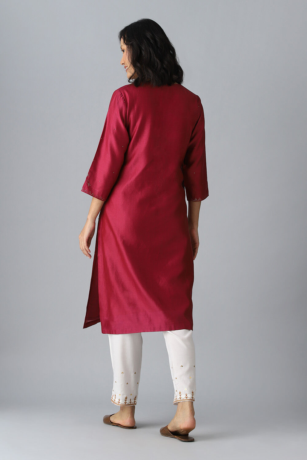 Dark Pink Embroidered Silk Cotton Kurta image number null