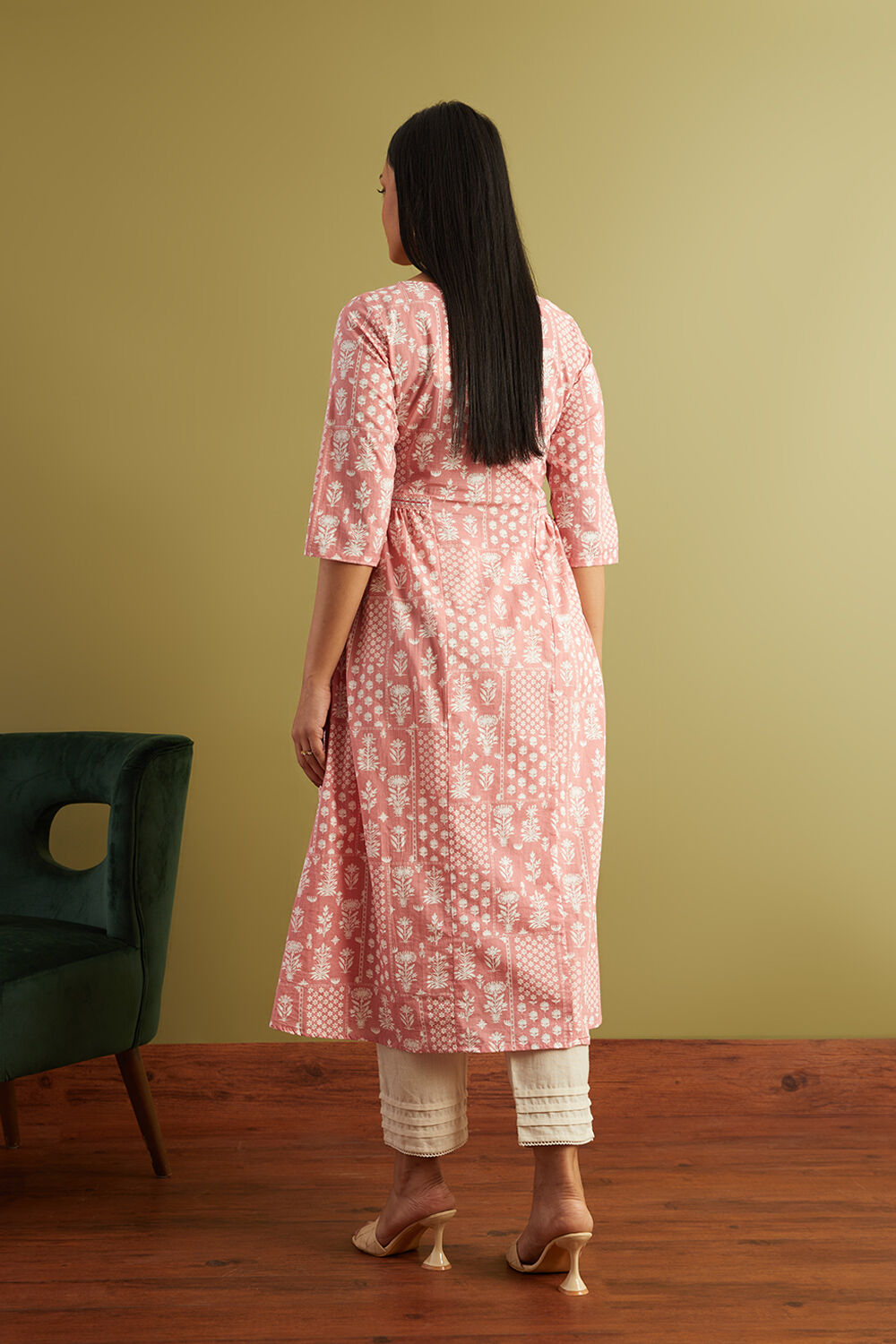 Pink Pure Cotton Screen Printed Kurta image number null