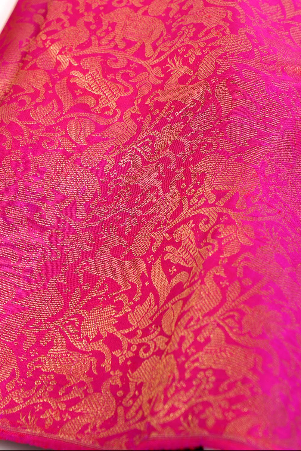 Pink Pure Silk Woven Kanjivaram Saree image number null