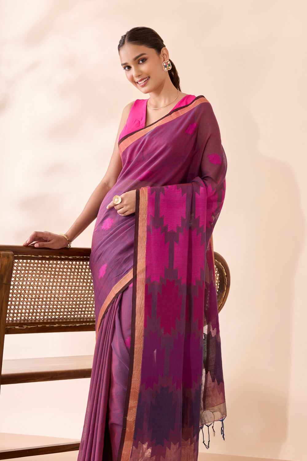 Purple Woven Pure Cotton Bengal Saree image number null